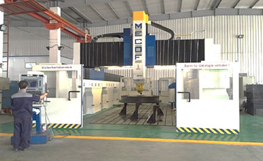 NC-Five-axis gantry machining center